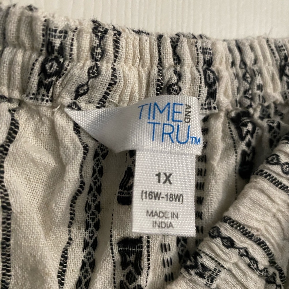 NWOT Time and Tru Black and White Patterned Midi Dress Size 1X - Picture 8 of 16